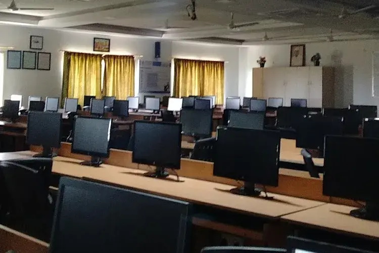 Vignan Pharmacy College, Guntur