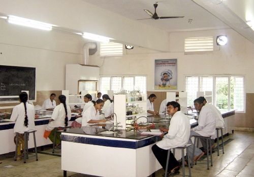 Vignan Pharmacy College, Guntur