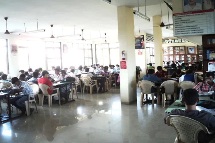 Vikas College of Arts Science and Commerce, Mumbai