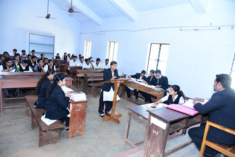 Vivekananda Law College, Puttur