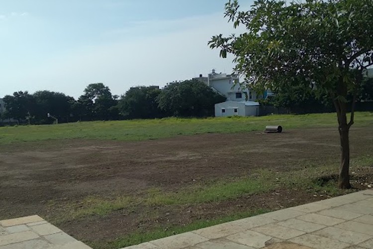 Walchand College of Arts and Science, Solapur