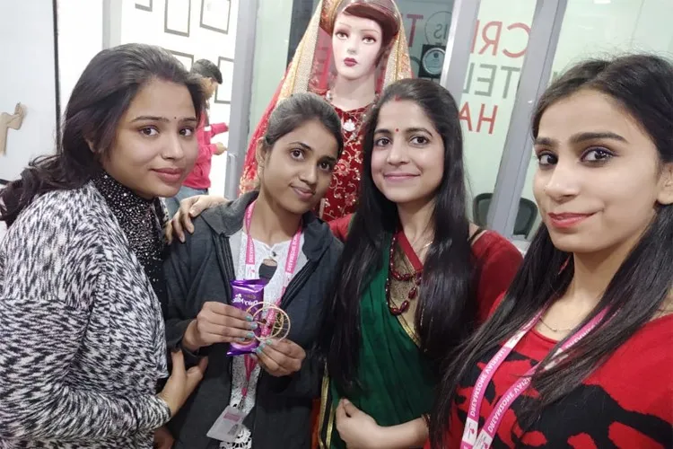 Wisdom School of Management, Lucknow