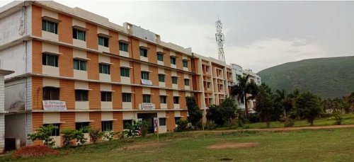 Yalamarty Pharmacy College, Visakhapatnam