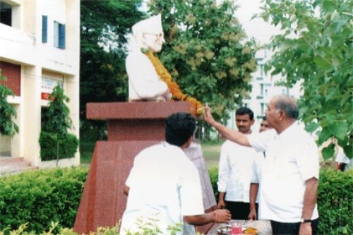 YDV Deshmukh Arts Commerce and Science College, Amravati