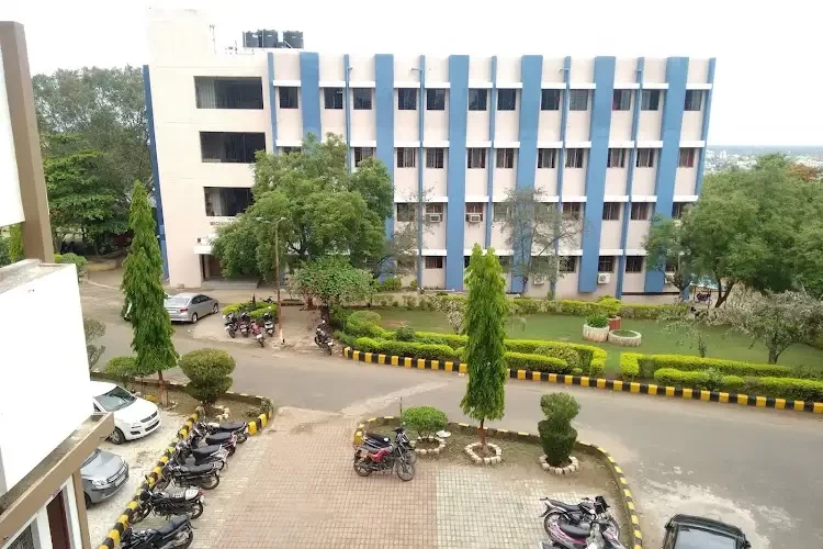 Yeshwantrao Chavan College of Engineering, Nagpur