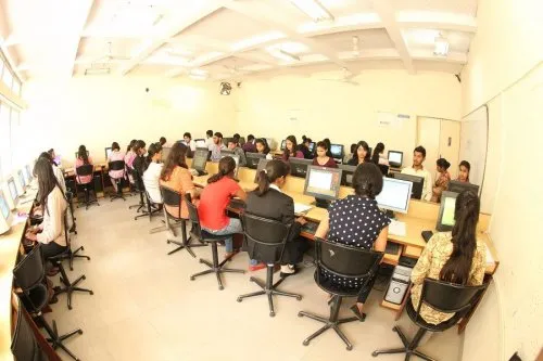 YMCA Institute for Fashion Technology & Design, New Delhi