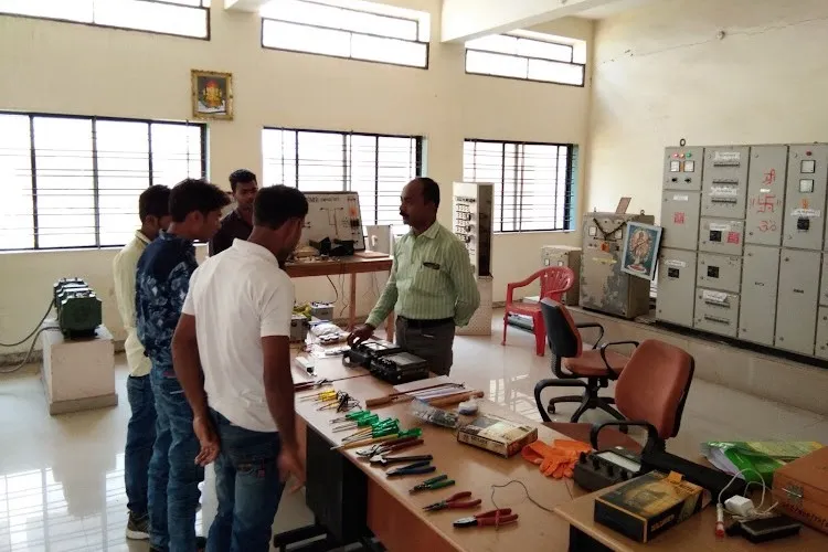 Yugantar Institute of Technology and Management, Rajnandgaon