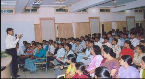 Zulal Bhilajirao Patil College, Dhule