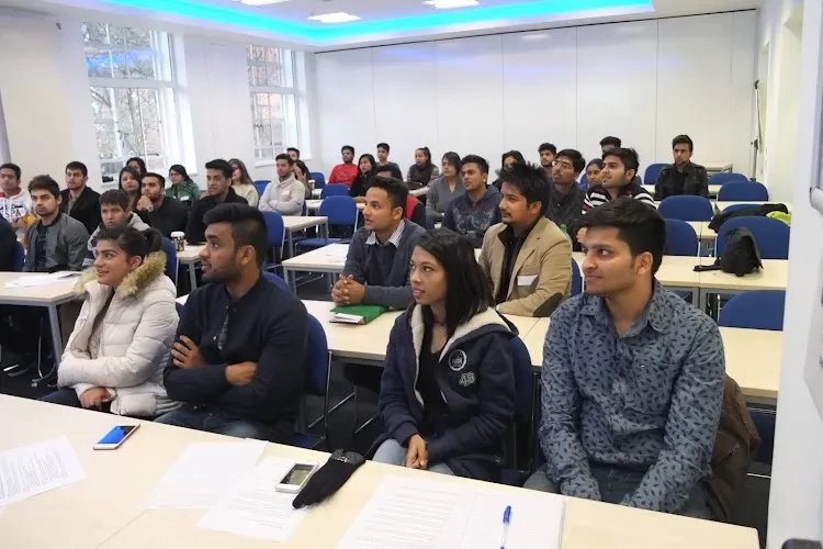 Amity University London, United Kingdom