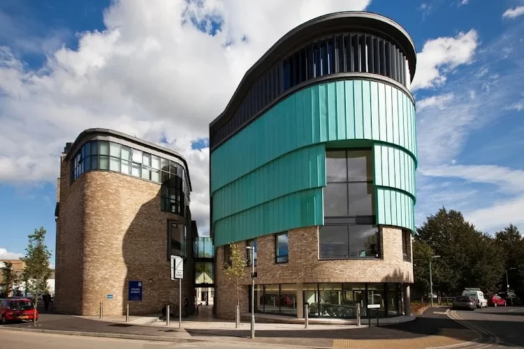 Anglia Ruskin University, United Kingdom Campus Tour Anglia Ruskin University, United Kingdom