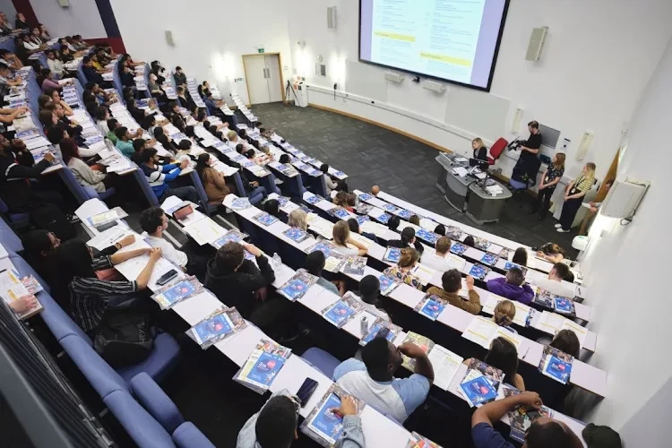 Anglia Ruskin University, United Kingdom Campus Tour Anglia Ruskin University, United Kingdom