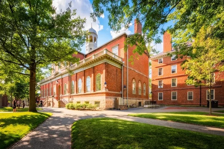 Harvard University, Cambridge
