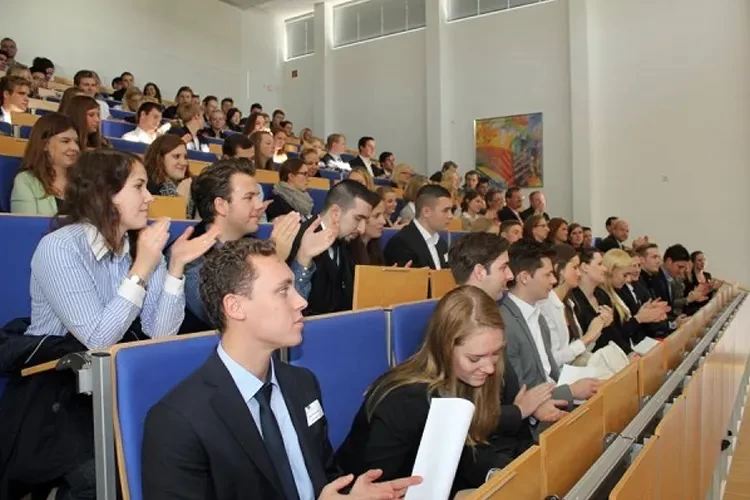 International School of Management, Germany