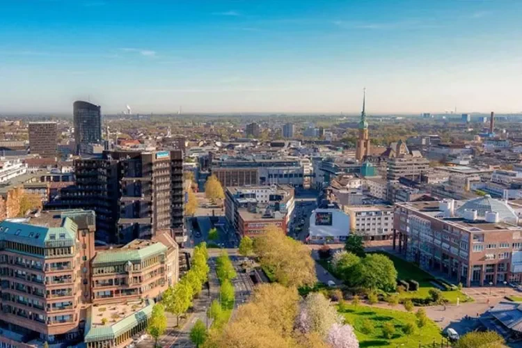 International School of Management, Germany