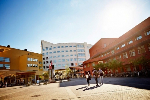 Jonkoping University, Gjuterigatan