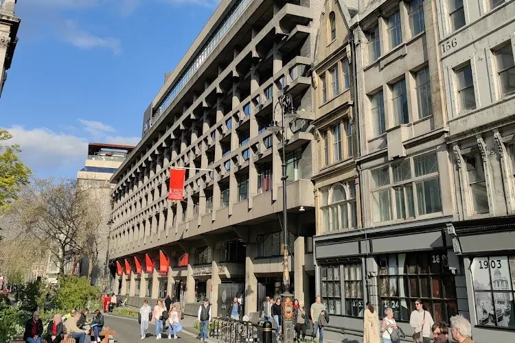 King's College London, United Kingdom