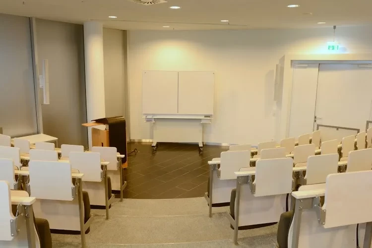 Kuhne Logistics University, Germany