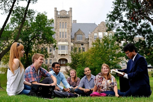 Lakehead University, Toronto