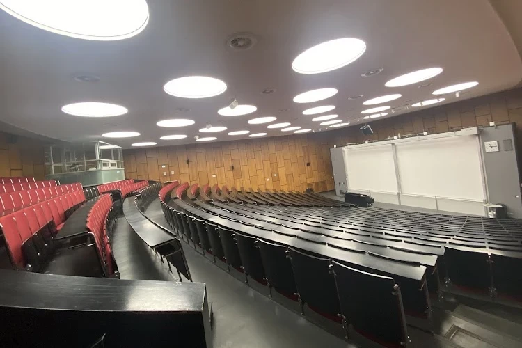 Leibniz Universitat Hannover, Germany