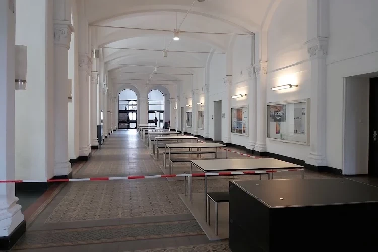 Leibniz Universitat Hannover, Germany