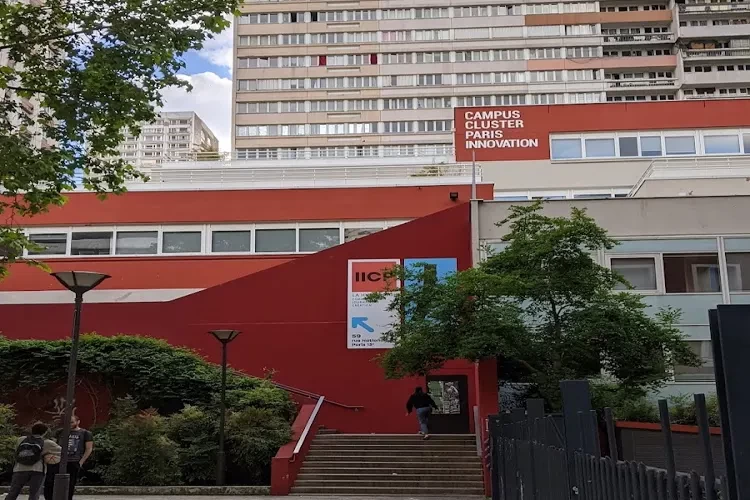 Paris School of Business, France