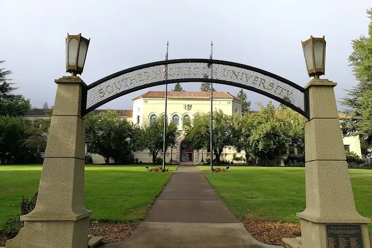 Southern Oregon University, USA Campus Tour Southern Oregon University, USA