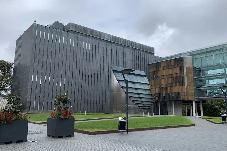 The University of Sydney, Australia Campus Tour The University of Sydney, Australia