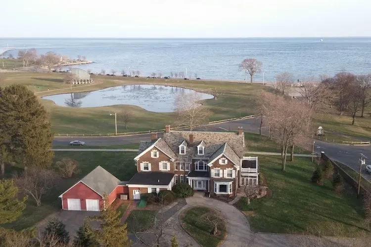 University of Bridgeport, USA