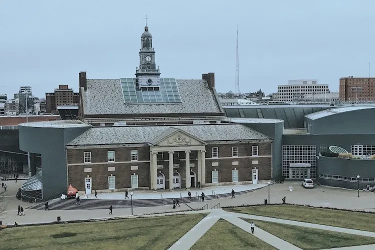 University of Cincinnati, USA