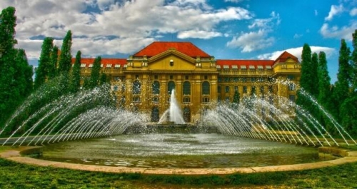 University of Debrecen, Bszrmnyi