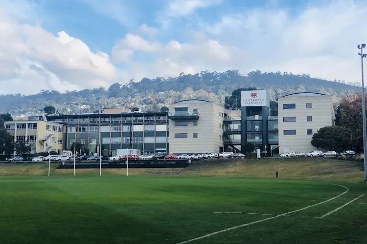 University of Tasmania, Australia Campus Tour University of Tasmania, Australia