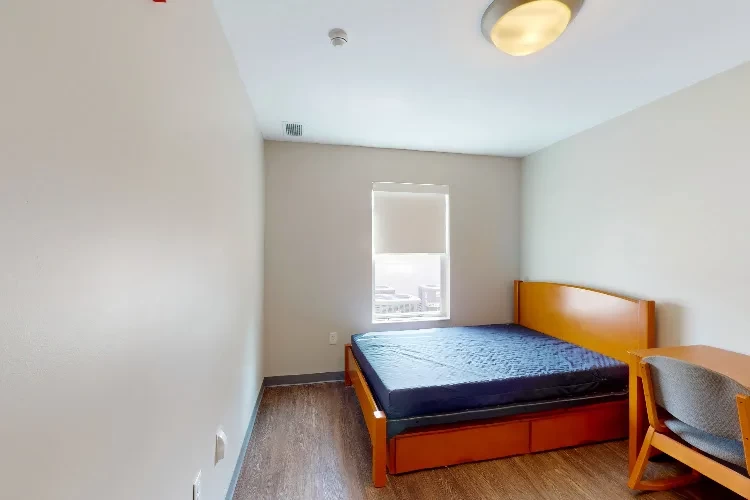 Utica University, USA