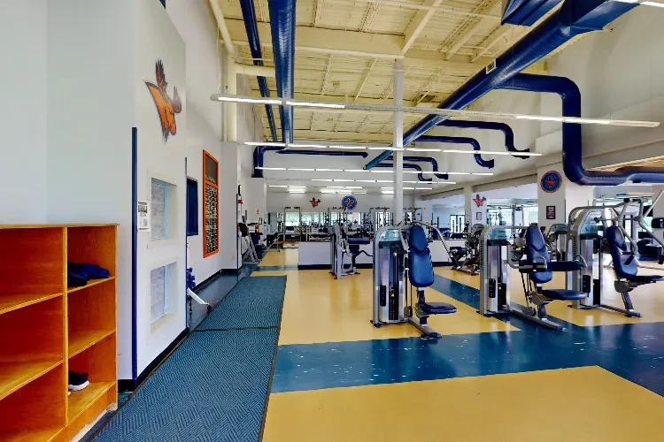 Utica University, USA